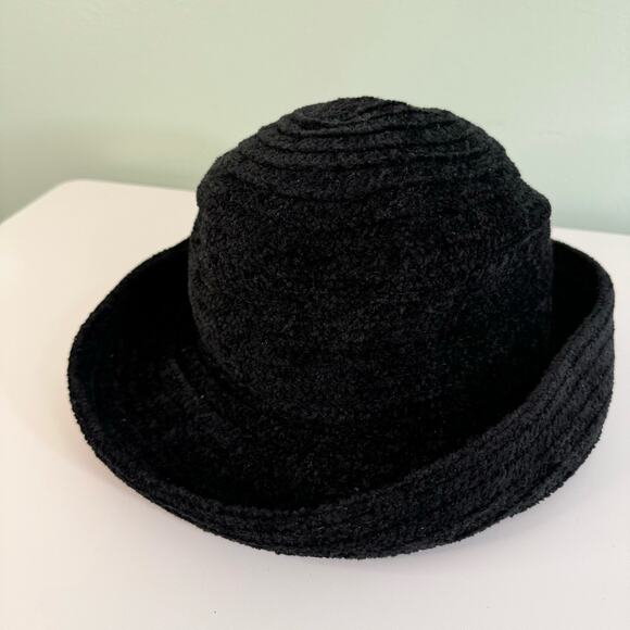 Vintage BETMAR New York Bucket Hat Womens Black 21\